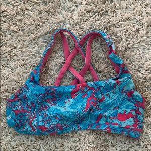 sports bra